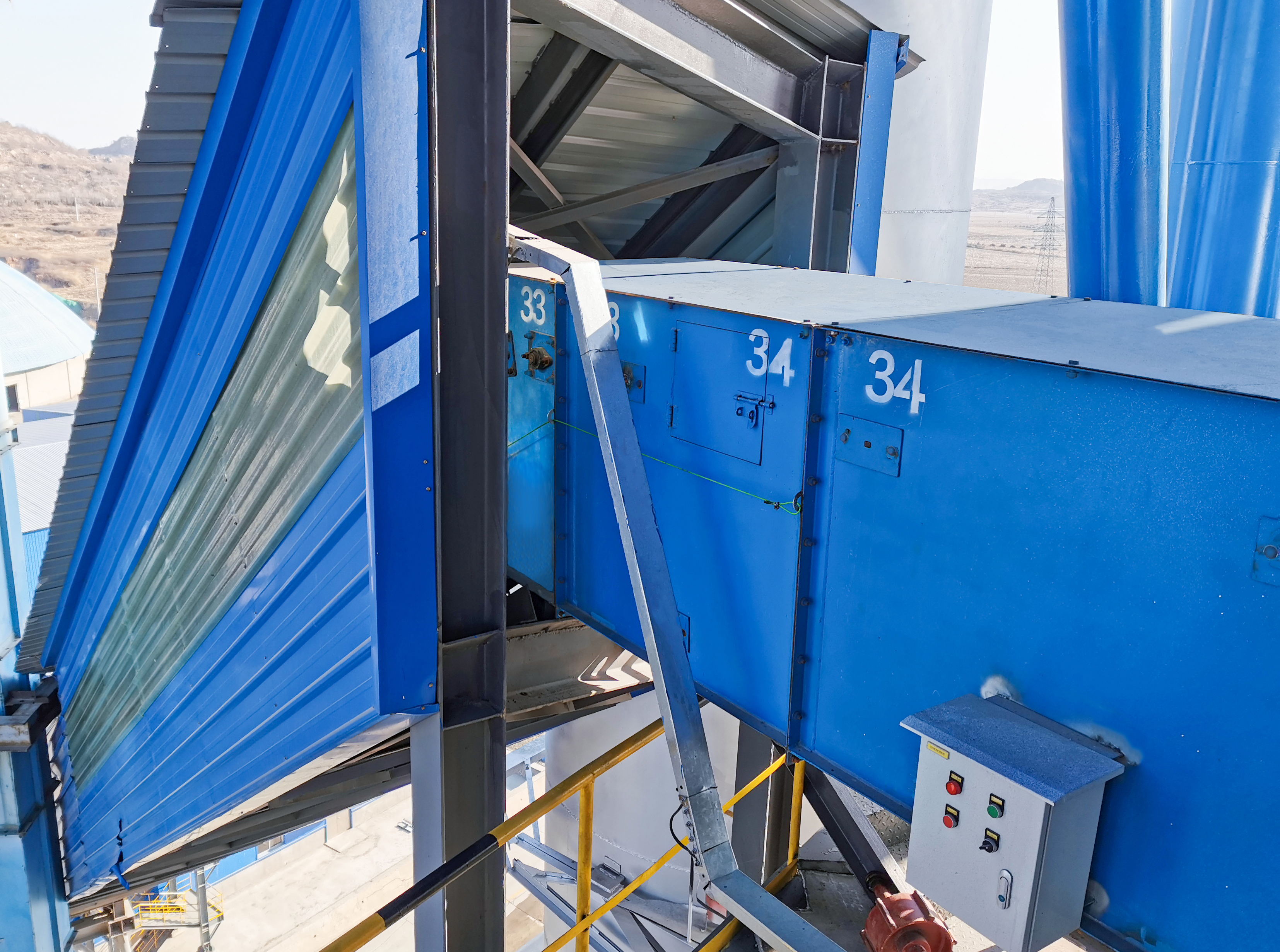  一臺大傾角皮帶機需要多少錢呢？